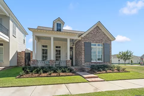 1810 Dauphine St, Baton Rouge, LA 70808