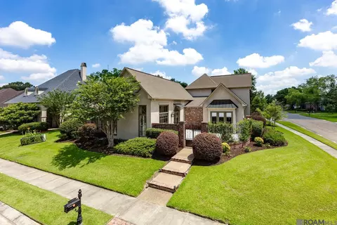 10757 Royal Ridge Ave, Baton Rouge, LA 70810