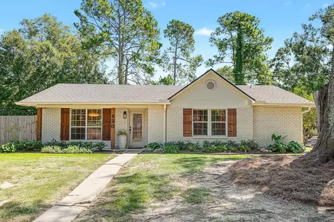 620 Wylie Dr, Baton Rouge, LA 70808