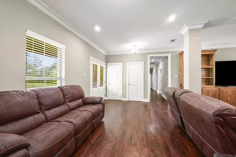 Entry Way - 13823 Cayuga Dr, Baker, LA 70714 photo 1 of 2