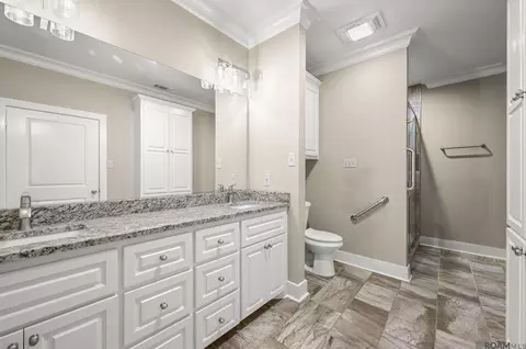 Bath - 13823 Cayuga Dr, Baker, LA 70714 photo 2 of 4