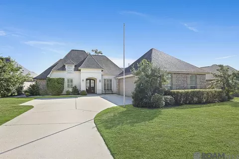 18380 Old Maplewood Dr, Prairieville, LA 70769