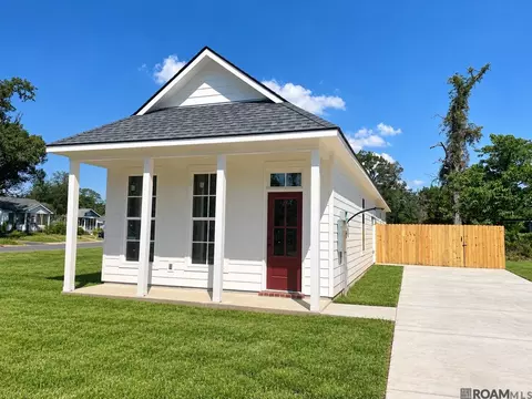 1425 Lorri Burgess Ave, Baton Rouge, LA 70802