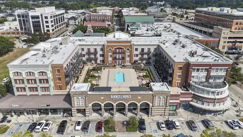 7707 Bluebonnet Blvd # 226, Baton Rouge, LA 70810