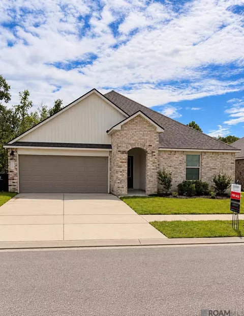 734 Lambot Ave, Zachary, LA 70791