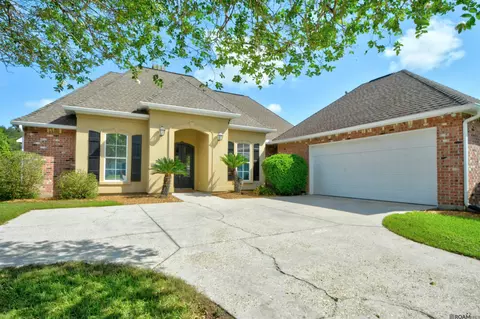 37252 S Lakeshore Ave, Prairieville, LA 70769