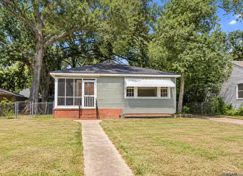 529 Centenary Dr, Baton Rouge, LA 70808