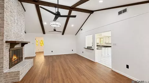 Living - 13818 Brantley Dr, Baker, LA 70714 photo 1 of 5
