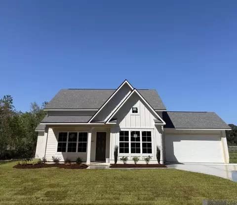 12451 Arceneaux Ln, Geismar, LA 70734