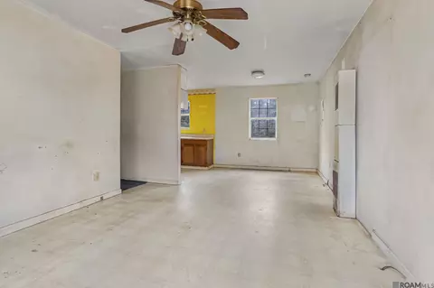 Living - 35715 Walker North Rd, Walker, LA 70785 photo 1 of 1