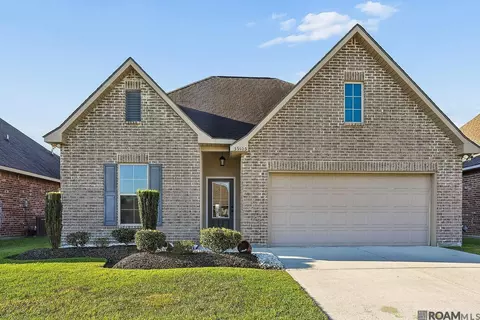 39103 Honorable Oaks Ave, Gonzales, LA 70737