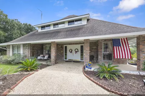 11550 King Richard Dr, Baton Rouge, LA 70815