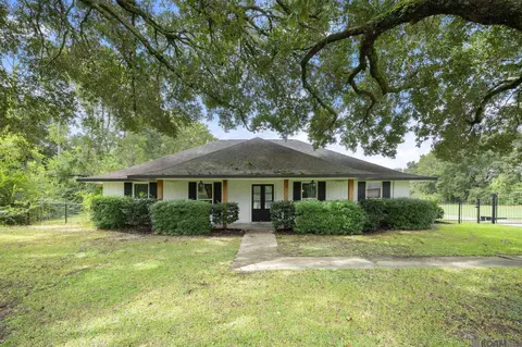 2494 Lirocchi Dr, Baton Rouge, LA 70816