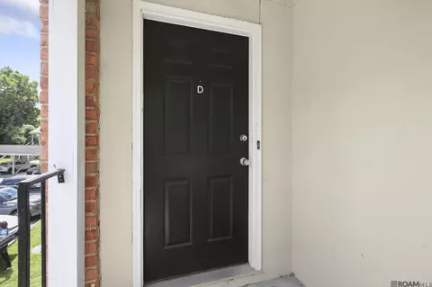 7752 Jefferson Place Blvd # 20-D, Baton Rouge, LA 70809