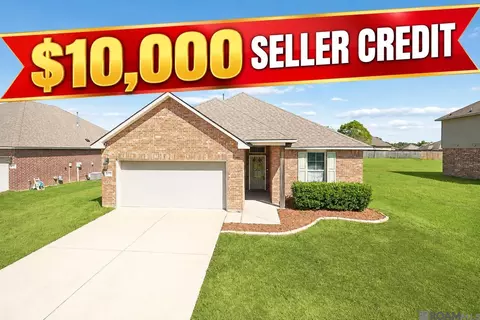 9031 Cherry Laurel Ave, Zachary, LA 70791