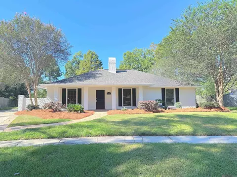 13515 Shortridge Ave, Baton Rouge, LA 70817