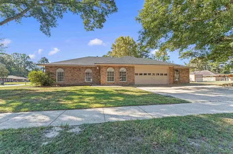13126 Oleary Ave, Baton Rouge, LA 70814