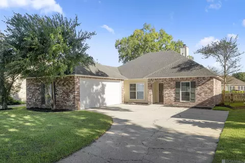 17423 Lake Iris Ave, Baton Rouge, LA 70817
