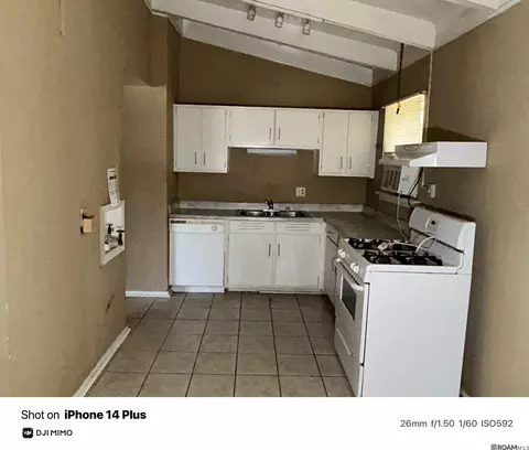 Kitchen - 2514 Evans Dr, Baker, LA 70714 photo 1 of 2
