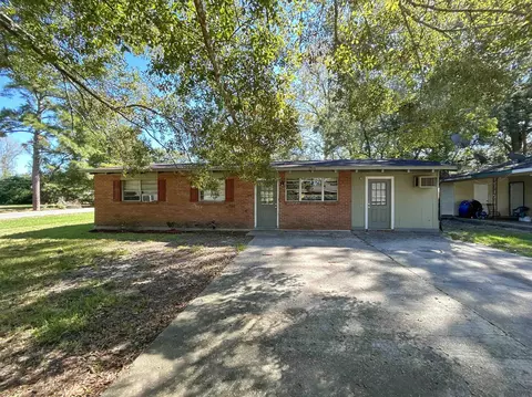 2514 Evans Dr, Baker, LA 70714
