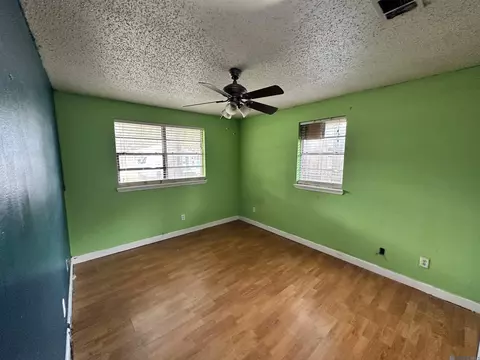 Bedroom - 364 Hickory Dr, Slidell, LA 70458 photo 2 of 5