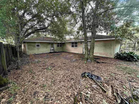 Exterior - 364 Hickory Dr, Slidell, LA 70458 photo 3 of 3