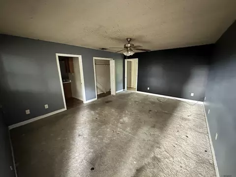 Bedroom - 364 Hickory Dr, Slidell, LA 70458 photo 4 of 5