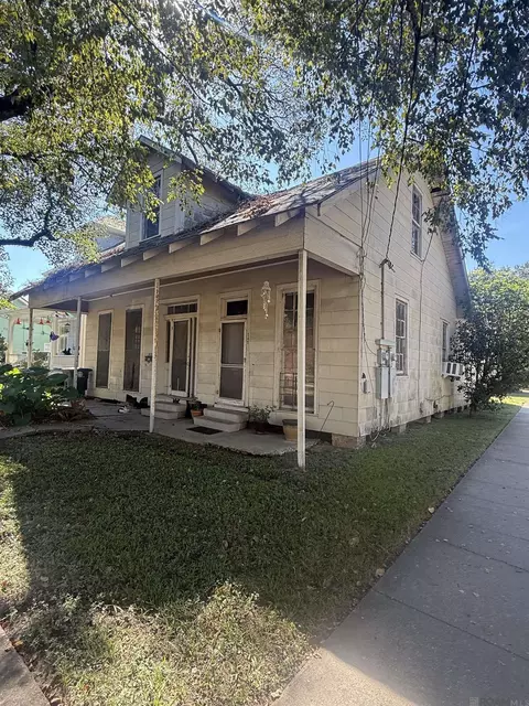 741 N 8th St # 4, Baton Rouge, LA 70802