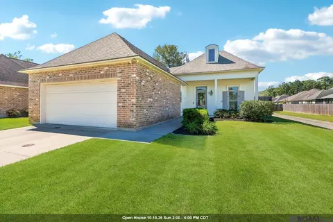 27955 Meadow Hill Ln, Denham Springs, LA 70726