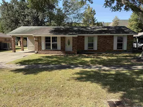 1741 Mcquaid Dr, Baton Rouge, LA 70810