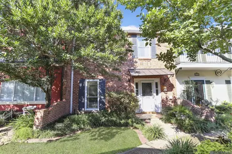 1546 Lobdell, Baton Rouge, LA 70806