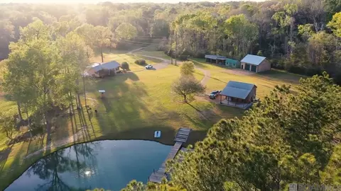 9956 Marydale Rd, Saint Francisville, LA 70775