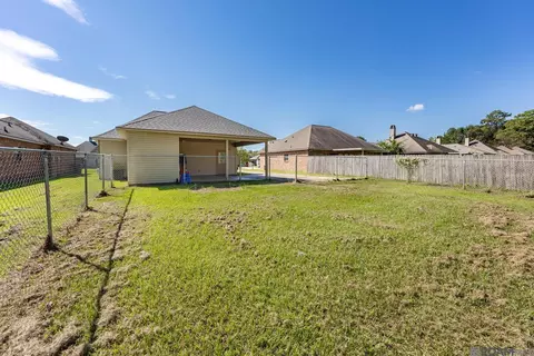 Exterior - 13643 Hope Haven Dr, Walker, LA 70785 photo 4 of 4