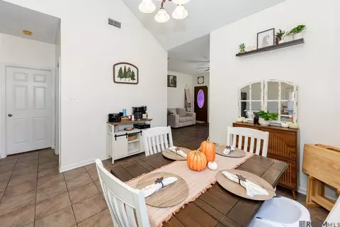 Dining - 13643 Hope Haven Dr, Walker, LA 70785 photo 3 of 3