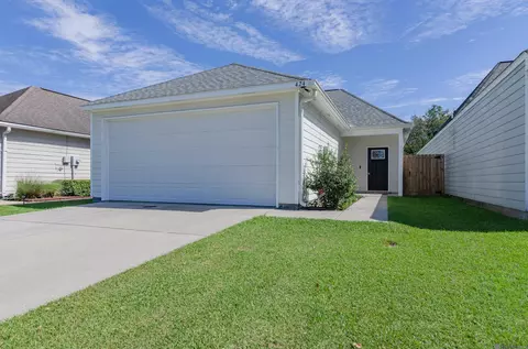 424 Iberville Ave, Gonzales, LA 70737