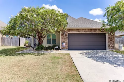 3736 Union Dr, Addis, LA 70710