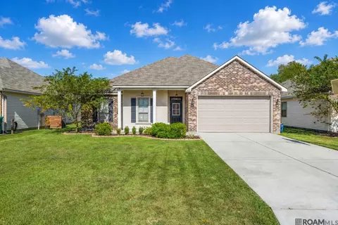 7831 High Eagle Ct, Denham Springs, LA 70706