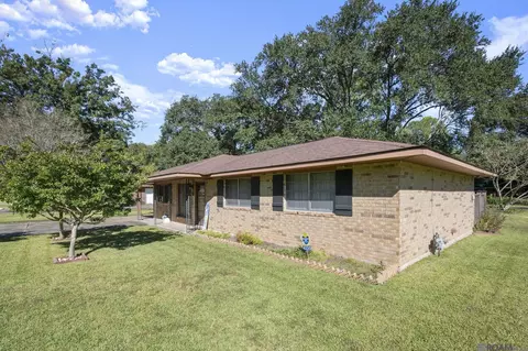 4235 Noble St, Zachary, LA 70791