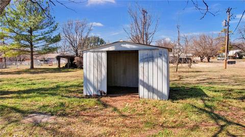 610 Garfield St, Ryan, OK 73565 photo 5