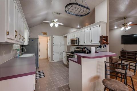 2625 Sequoyah Ave, Moore, OK 73160 photo 10