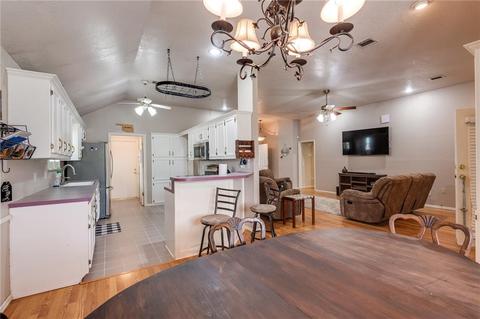 2625 Sequoyah Ave, Moore, OK 73160 photo 11