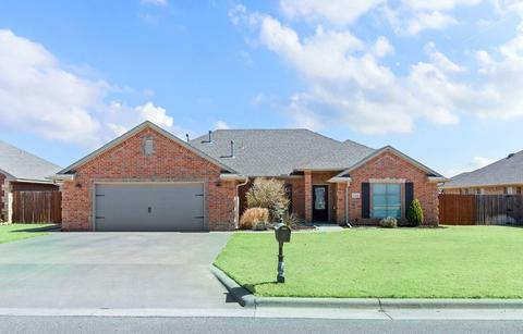 3212 Wendy Ln, Altus, OK 73521 photo 1