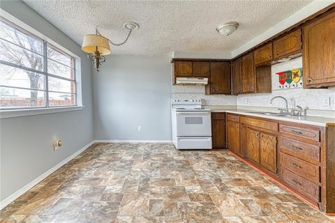 302 E 6th St, Duke, OK 73532 photo 15
