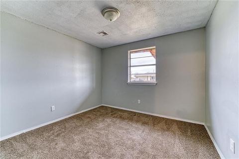 302 E 6th St, Duke, OK 73532 photo 23