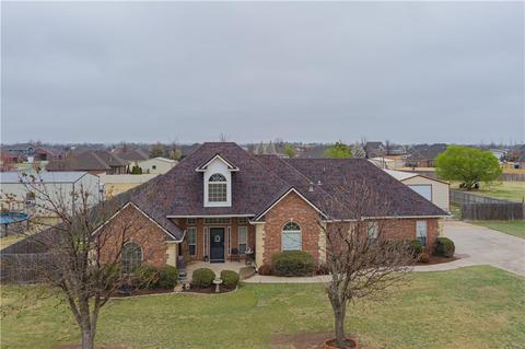 1510 Stardust Ct, Tuttle, OK 73089 photo 1