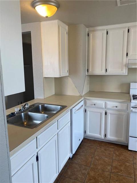 2103 Meench St, Moore, OK 73170 photo 10