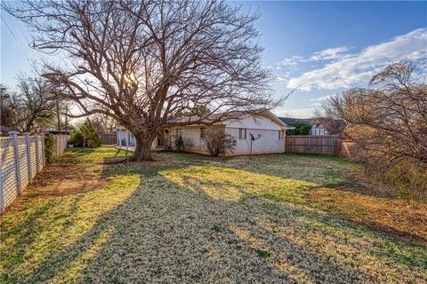 357 Lakeside Dr, Altus, OK 73521 photo 10