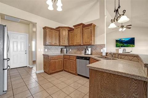 1736 White Tail Dr, Altus, OK 73521 photo 7