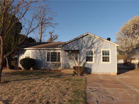 804 Hickory St, Altus, OK 73521 photo 2