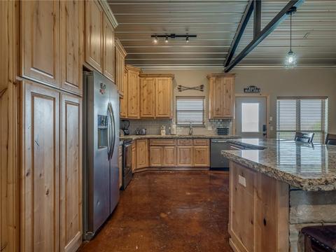 12301 S Dobbs Rd, Mcloud, OK 74851 photo 8